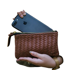 Zipper Clutch