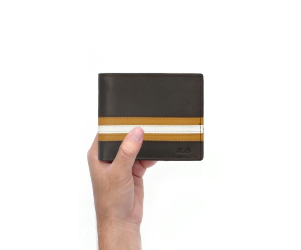 Classic Men’s Leather Wallet